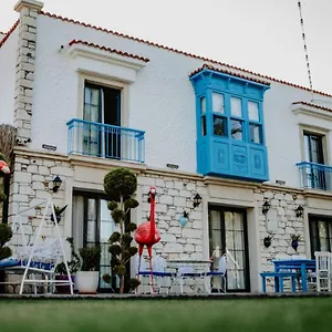 Trend Blue Boutique Çeşme