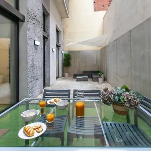 Apartment Chic And Modern In Gracia